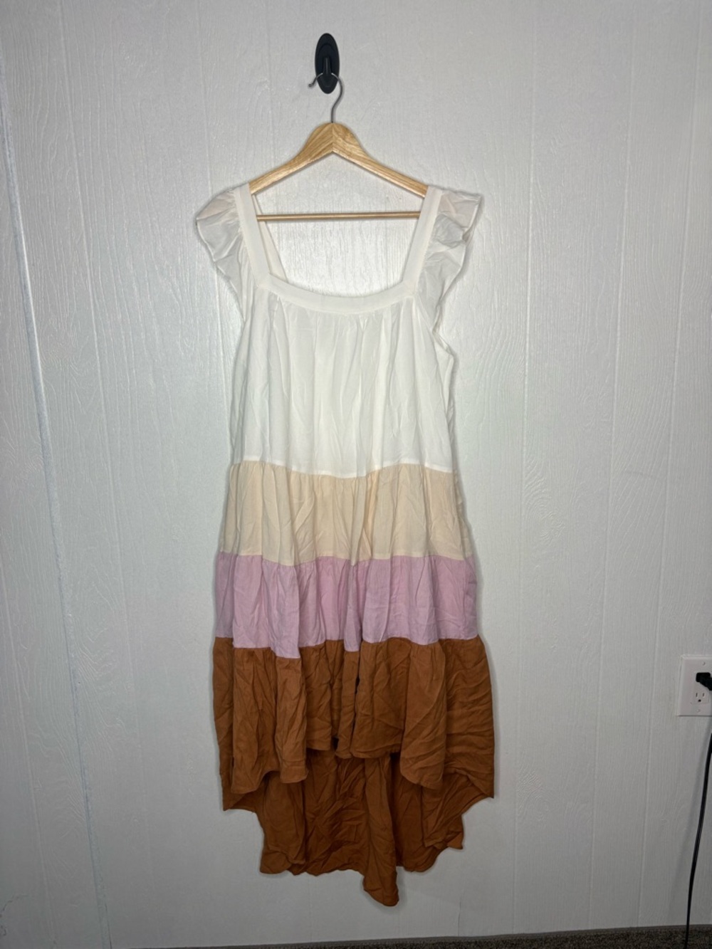 NWT Moodie color block tiered midi dress size medium - Picture 2 of 11